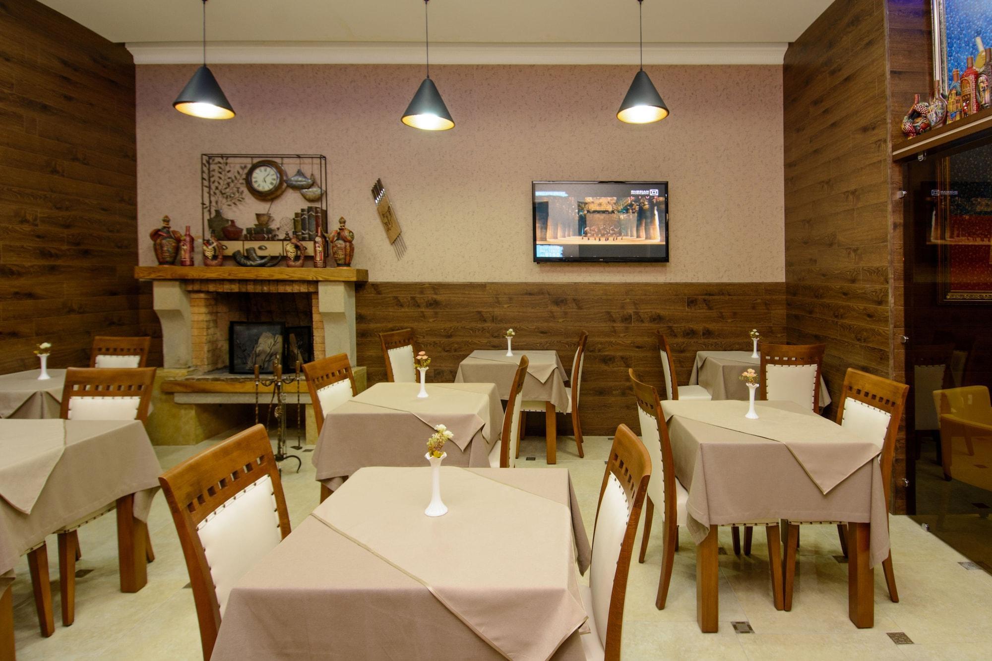 King David Hotel Tbilisi Eksteriør bilde